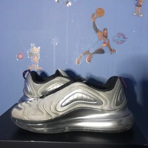Air max 720 space flight size 9.5